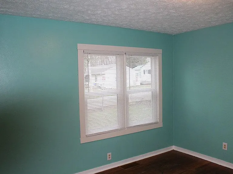 203 S Clark St — Photo 22