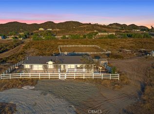 25155 Ridgeway Ln, Menifee, CA 92584