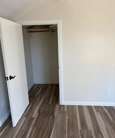 922 E Ortega St — Photo 8