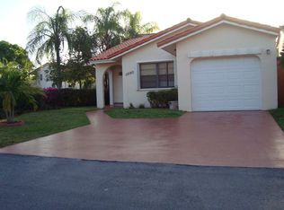 11090 SW 155th Pl, Miami, FL 33196