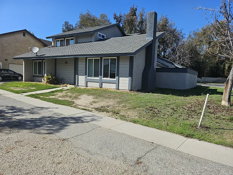 3423 Cynthia Ct — Photo 1