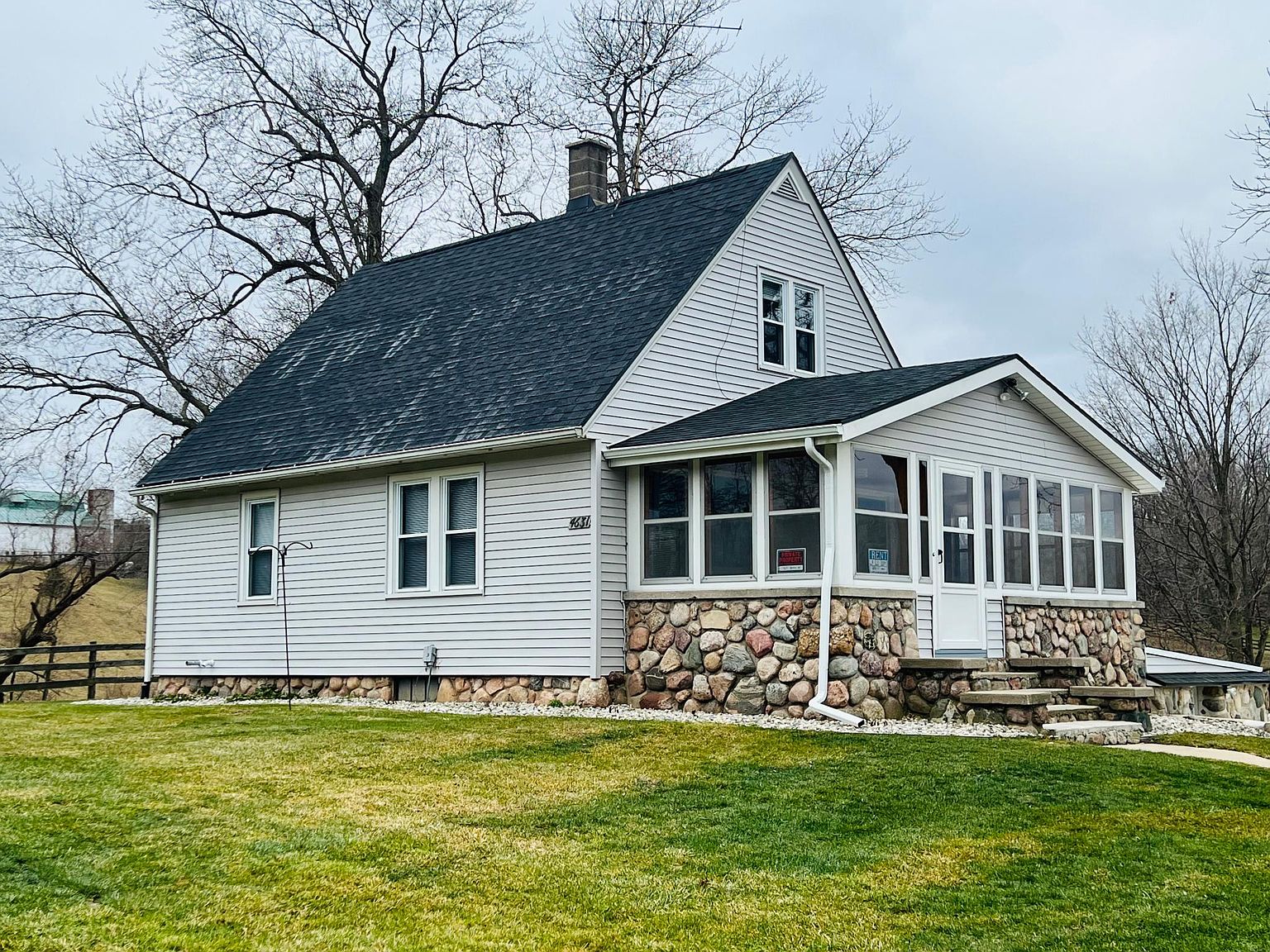 4631 Pettis Ave NE, Belmont, MI 49306 Zillow