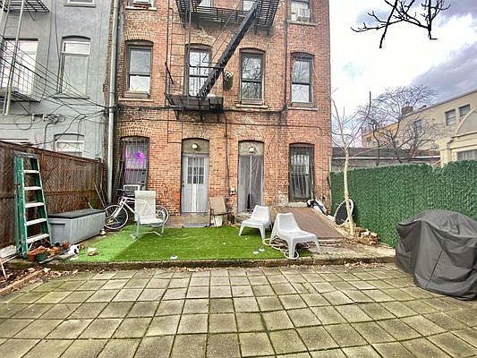 1st image of 142 Scholes St #1H
