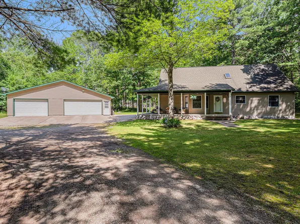 19399 Barberry Trl, Atlanta, MI 49709