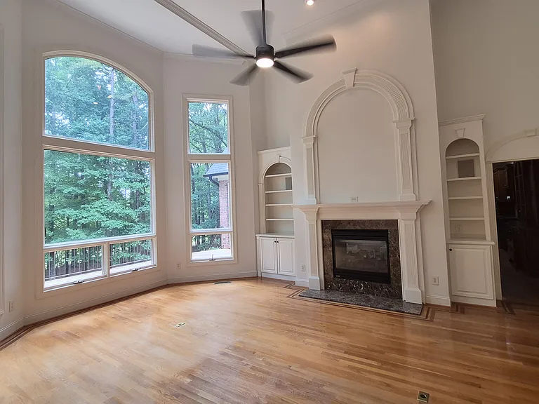 4413 Turnberry Cir — Photo 9