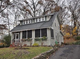 31 Wakefield Pl, Caldwell, NJ 07006