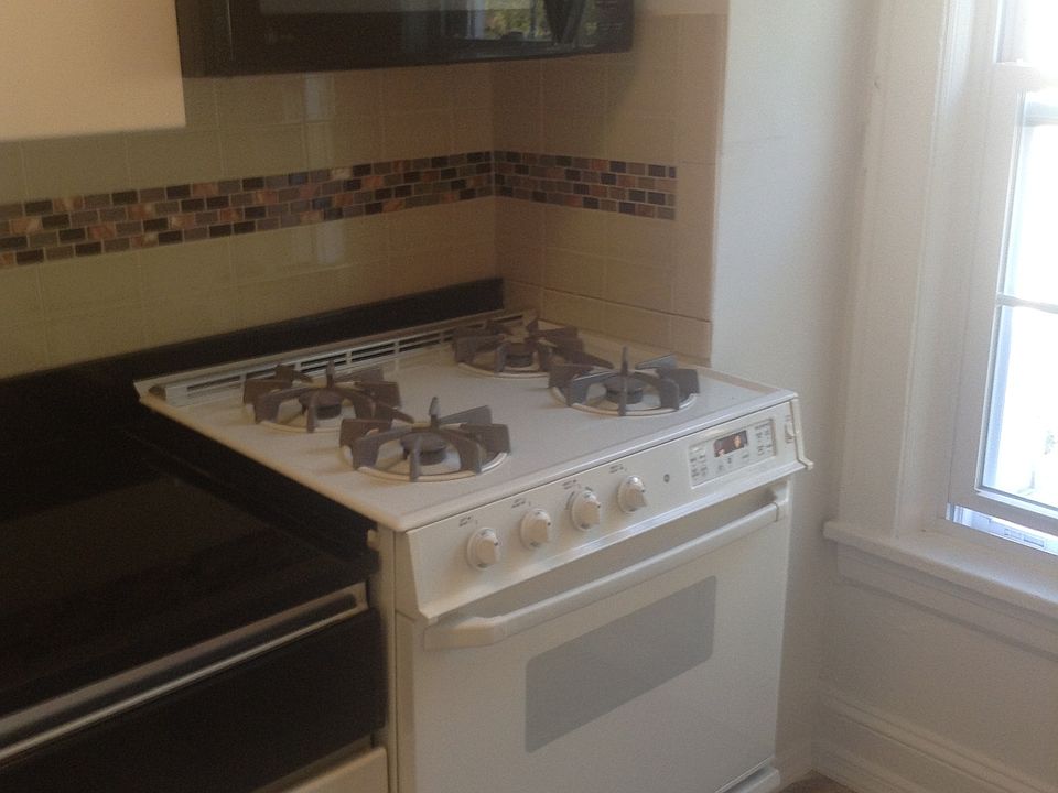 1st image of 2212 23rd St