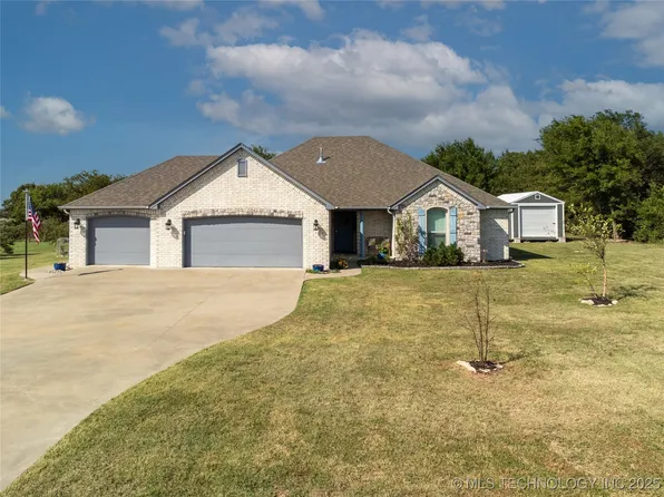 16155 E 255th Rd, Nowata, OK 74048