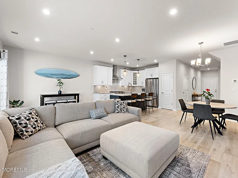 15 Laird Way — Photo 12