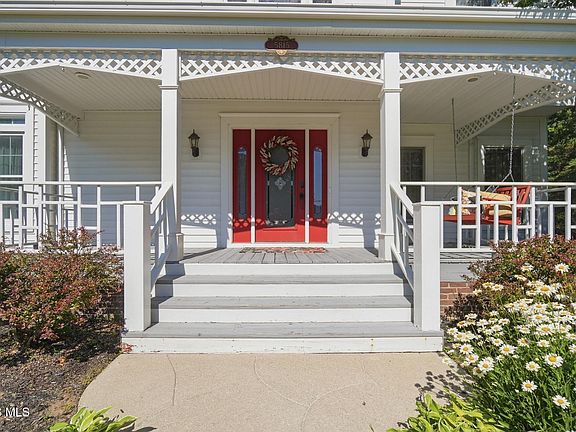 4th image of 5815 Mitchaw Rd
