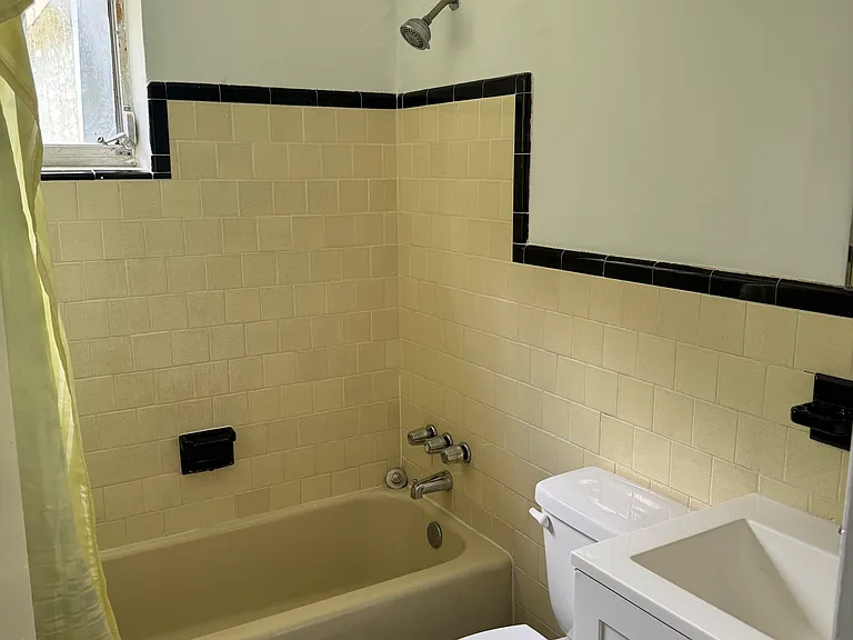 2620 SW 53rd Ave — Photo 10