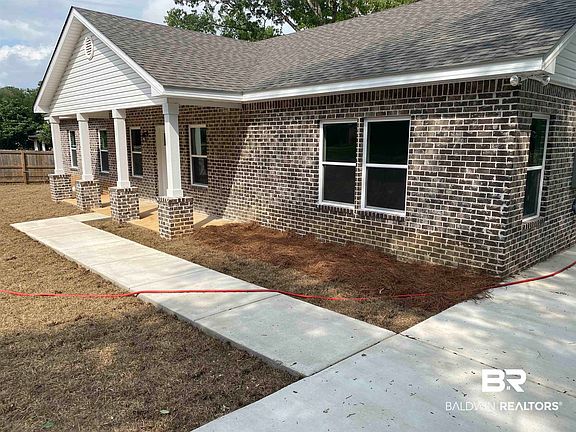 4th image of 22586 Circle Dr