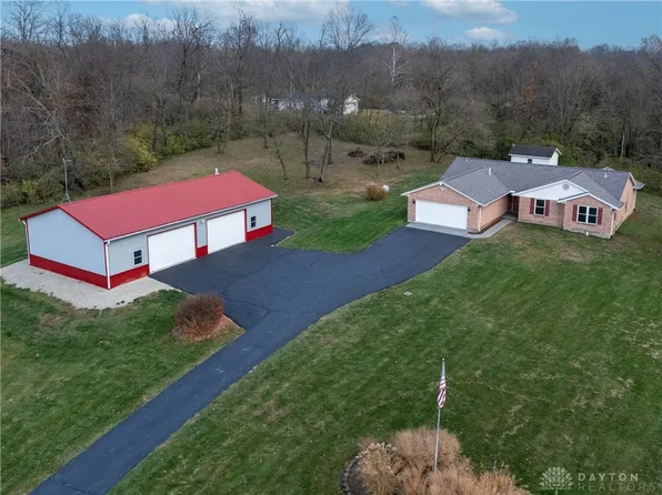 9052 Wilson Rd, Waynesville, OH 45068