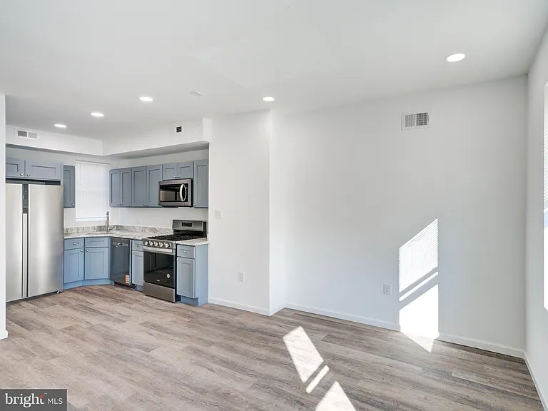 1809 Wylie St #1 — Photo 3
