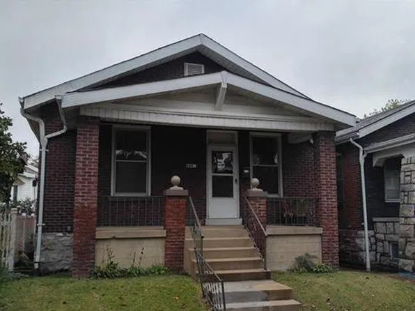 4867 Goethe Ave, Saint Louis, MO 63116