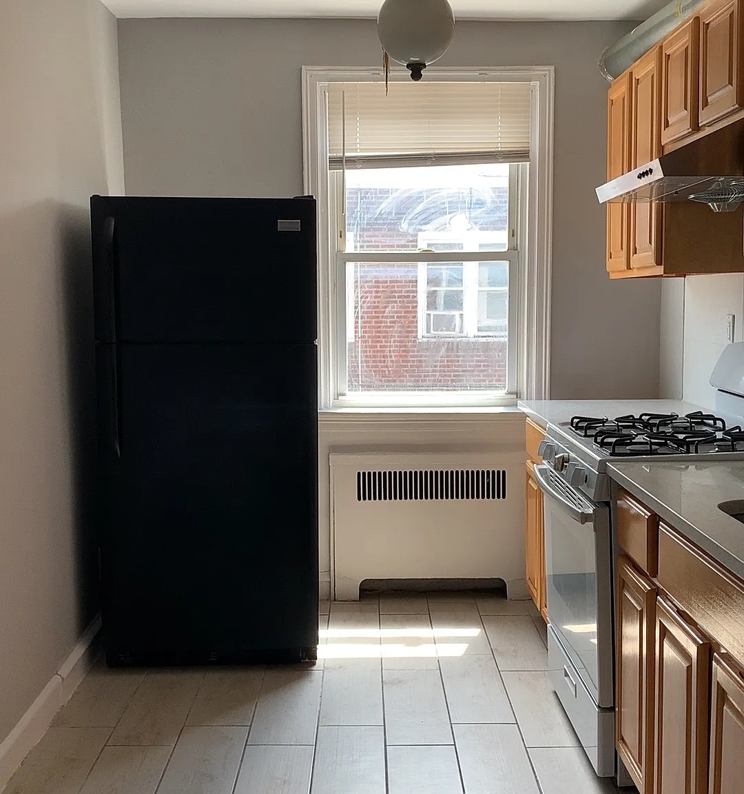 6914 Horrocks St — Photo 2