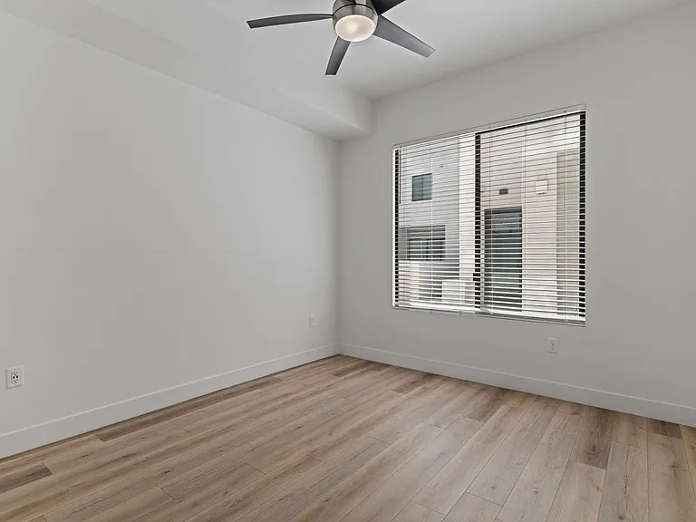 7300 E Earll Dr #1018 — Photo 14
