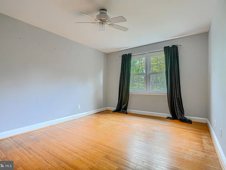 372 Old Trail Rd — Photo 22