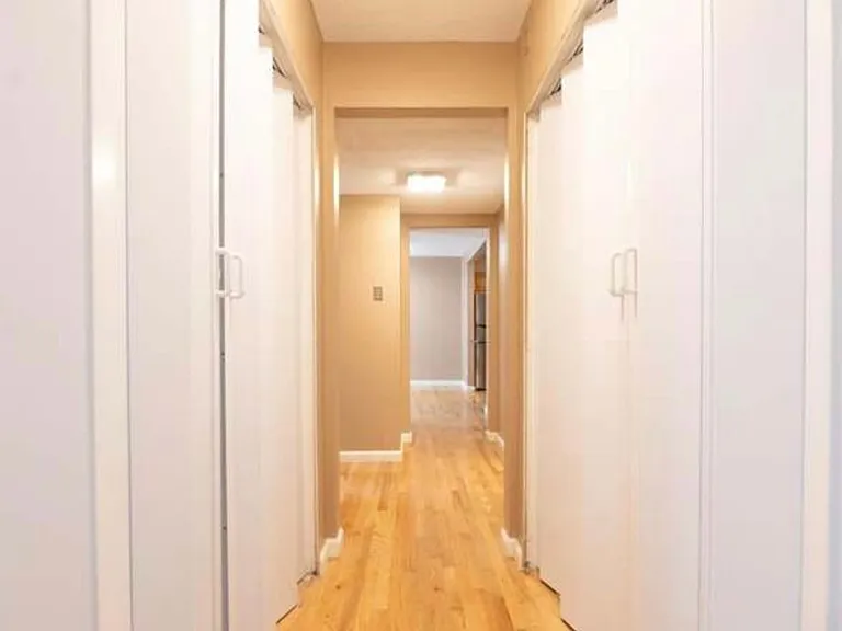 4355 Maryland Ave #330 — Photo 8