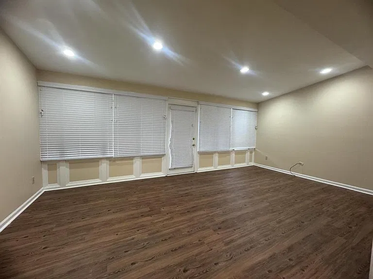 176 Fairway Woods Dr — Photo 8