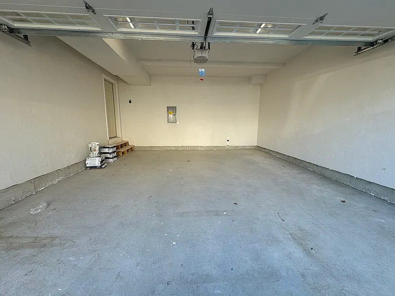 2 car garage