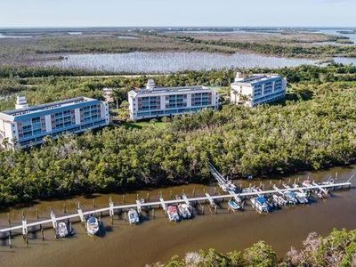 200 Stevens Landing Dr #B-105, Marco Island, FL, 34145