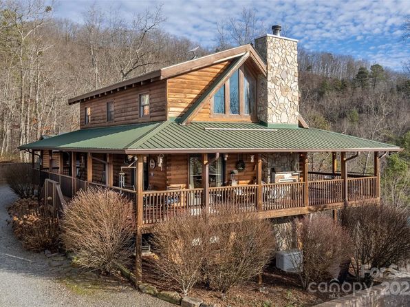 534 Eagles View Rd, Bryson City, NC 28713
