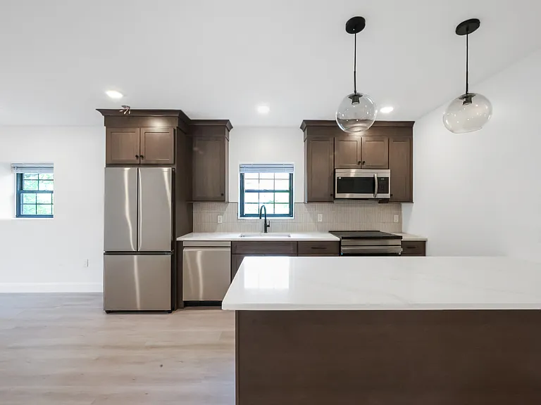 126 Adelaide Ave #103 — Photo 1