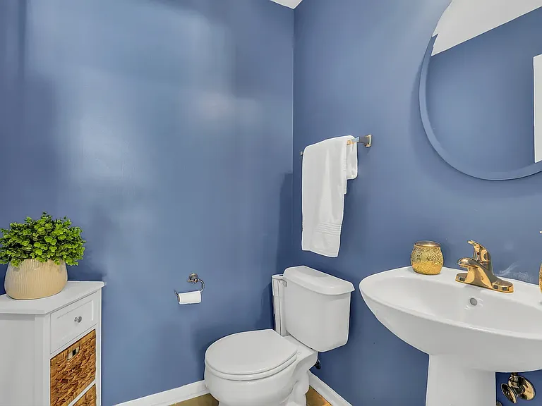 290X Falling Waters Dr — Photo 5