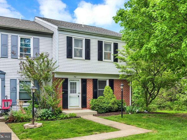 744 Allenview Dr, Mechanicsburg, PA 17055