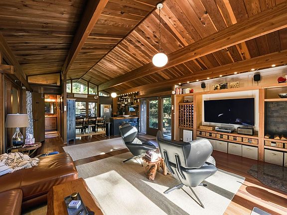 3rd image of 22000 Timber Cove Road