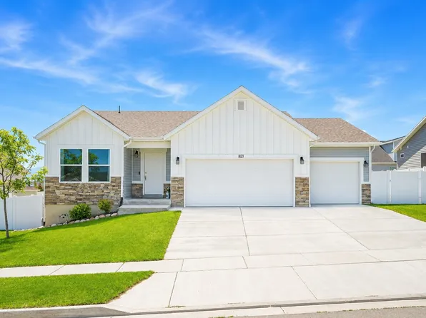 1121 W Honeycomb Dr, Grantsville, UT 84029