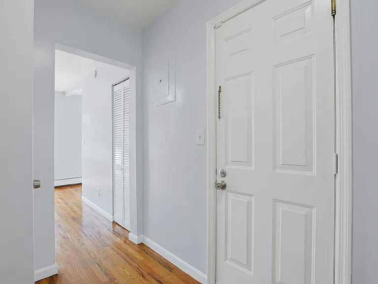 202 Main St #2E — Photo 16