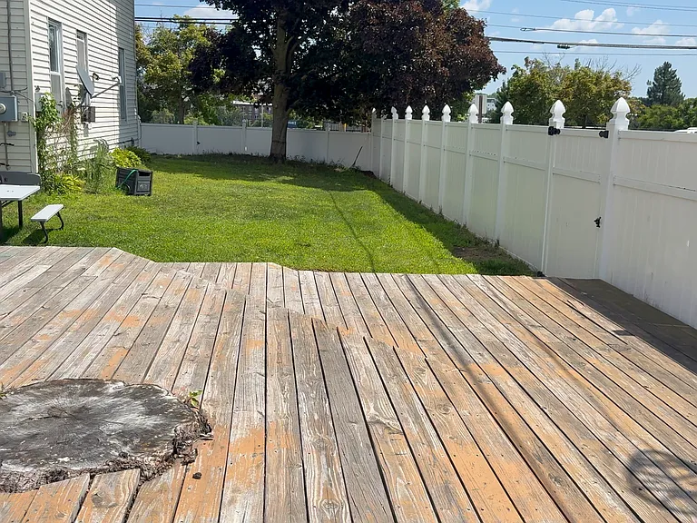 Main St — Photo 9