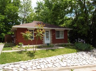 301 Dorris St, Alton, IL 62002