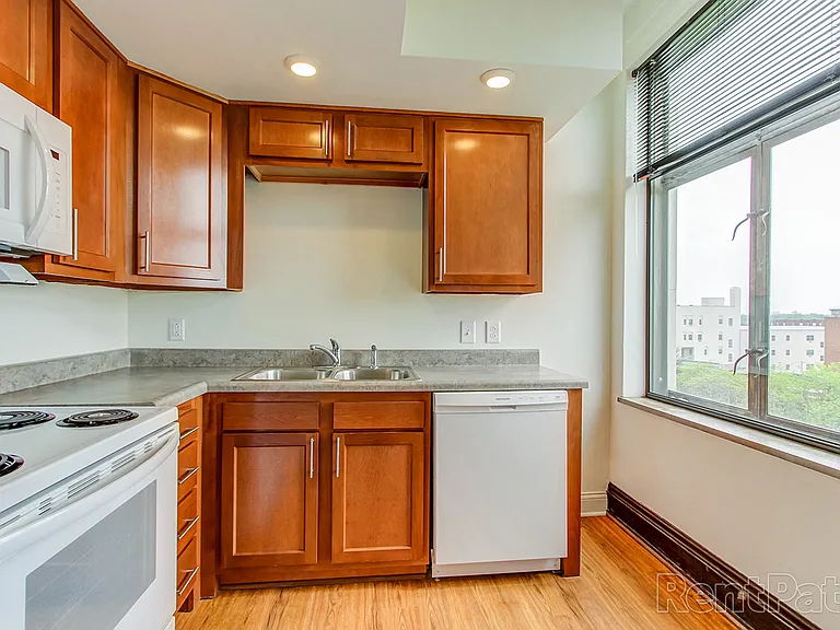 Floor plan 1 kitchen