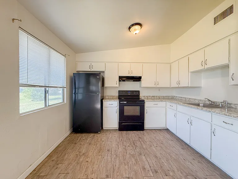 2115 W Devonshire Ave, Phoenix Az — Photo 65