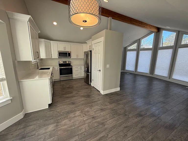 11833 S Hagan Rd — Photo 6