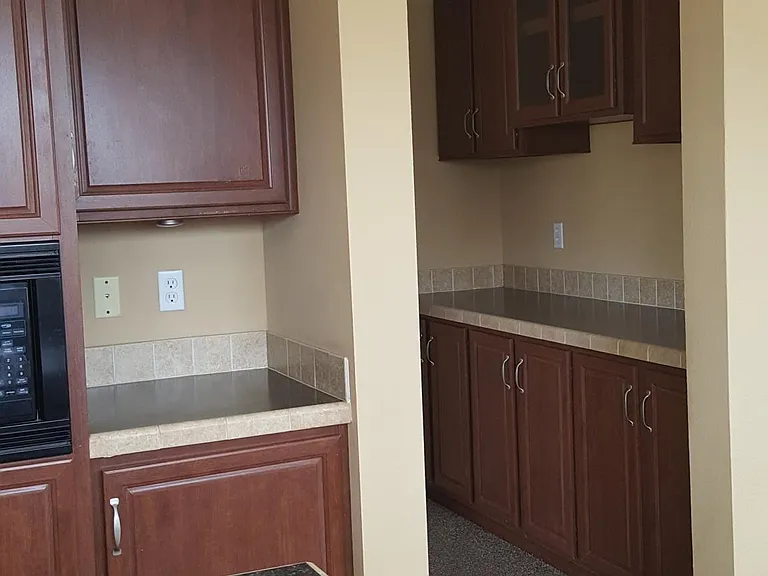 5825B Rockview Rd — Photo 5