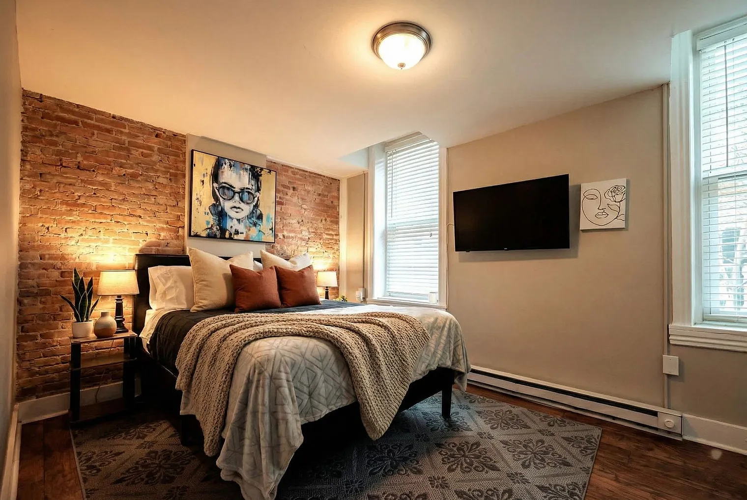 1 bed, 1.0 bath, 796 sqft, $3,313 — Photo 3