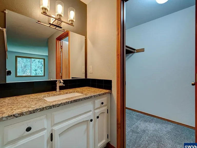 463 Suncrest Ave NW — Photo 29