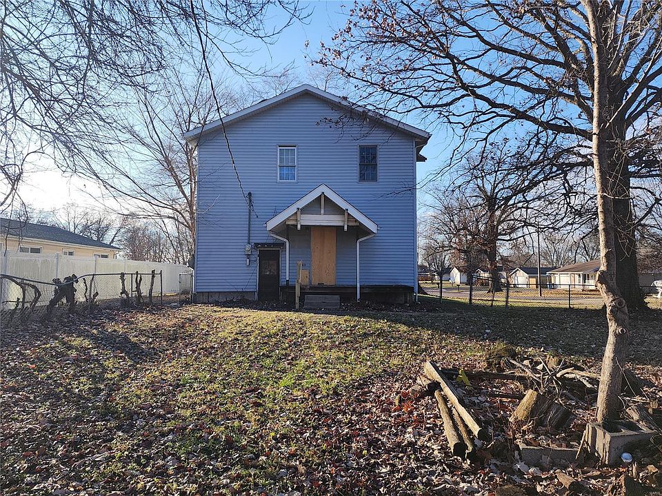 312 Roxana Ave, South Roxana, IL 62087 Zillow