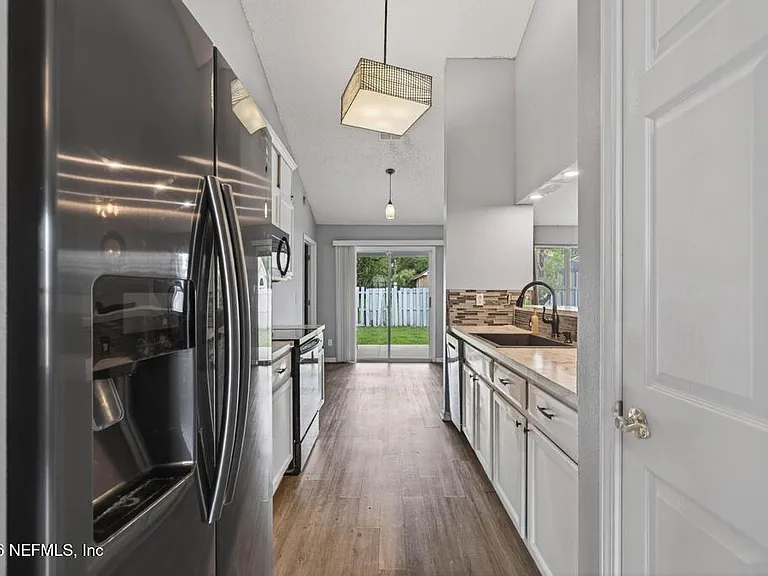 10842 Lydia Estates Dr — Photo 19