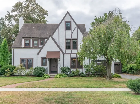 55 Pleasantview Ave, Longmeadow, MA 01106