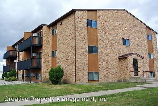 1st image of 3605 2nd St NE #101