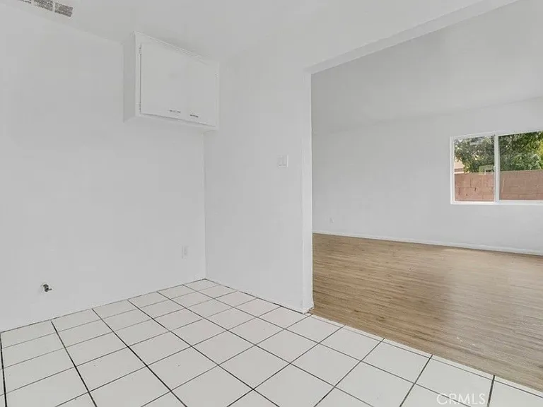 904 S Bullis Rd #D — Photo 16