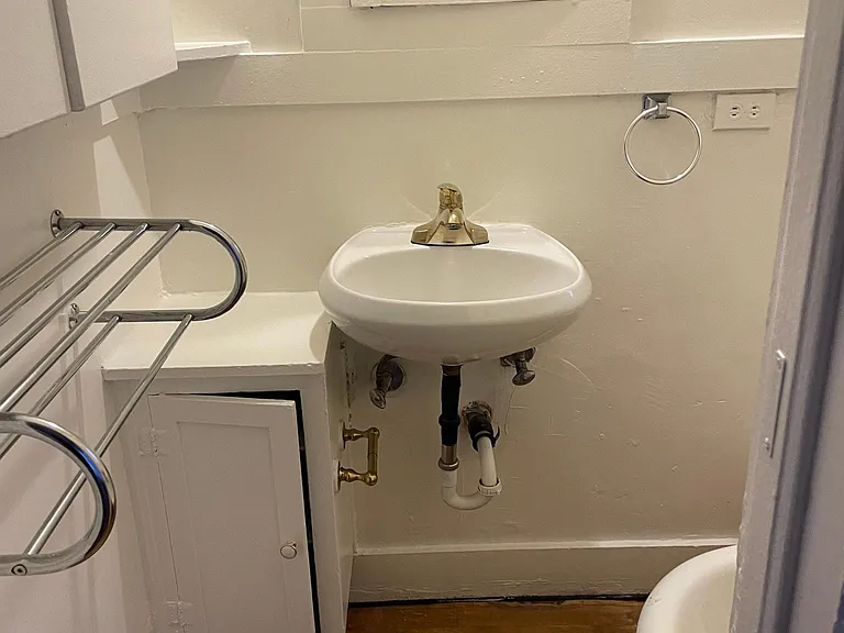 1551 N Gaylord St #3 — Photo 6