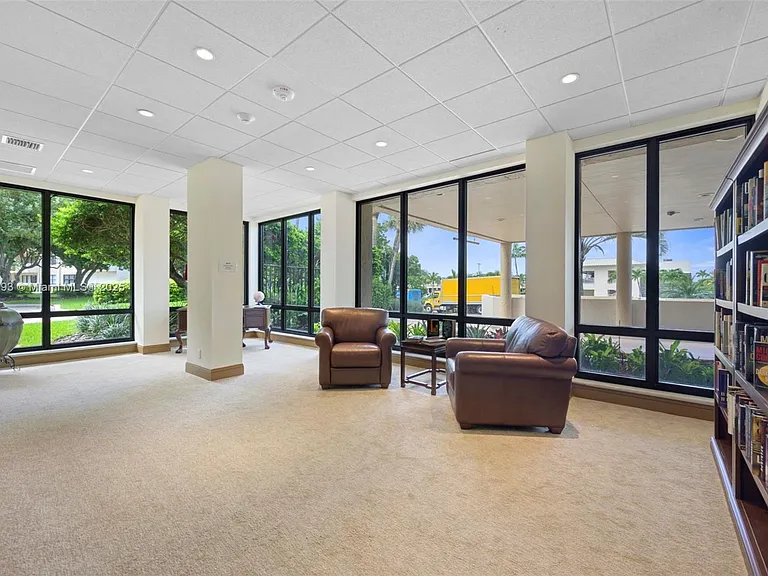 5000 N Ocean Blvd #1710 — Photo 37