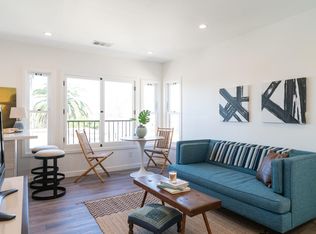 1012 Crosby Ln, Los Angeles, CA 90026