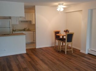 2222 S Stewart Ave APT 1H, Lombard, IL